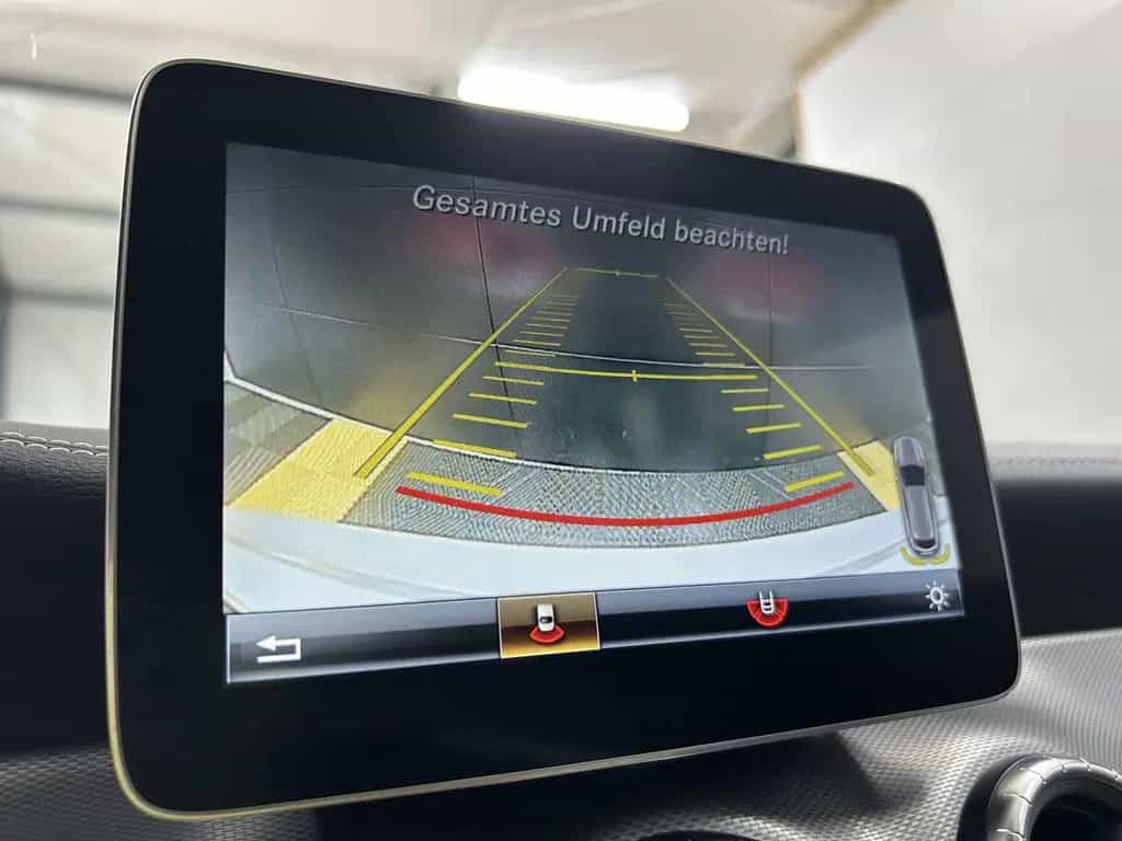 Mercedes-Benz CLA-Class 220 Shooting Brake 4Matic ACC+LED+Leder+SHZ 04/2018-photo-12