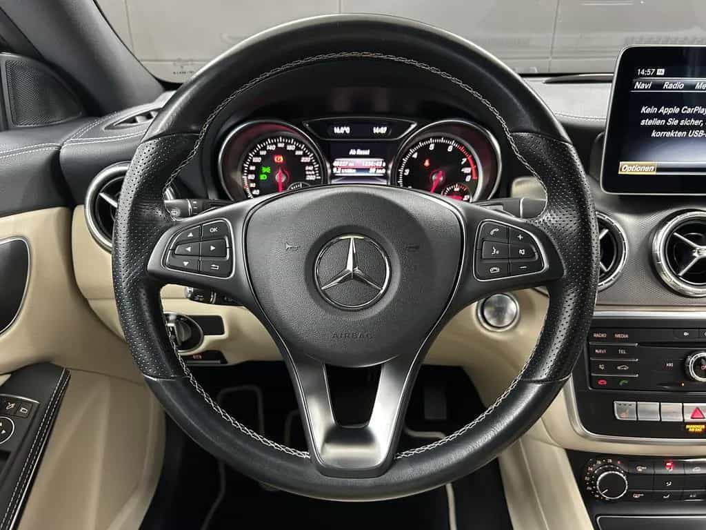 Mercedes-Benz CLA-Class 220 Shooting Brake 4Matic ACC+LED+Leder+SHZ 04/2018-photo-21