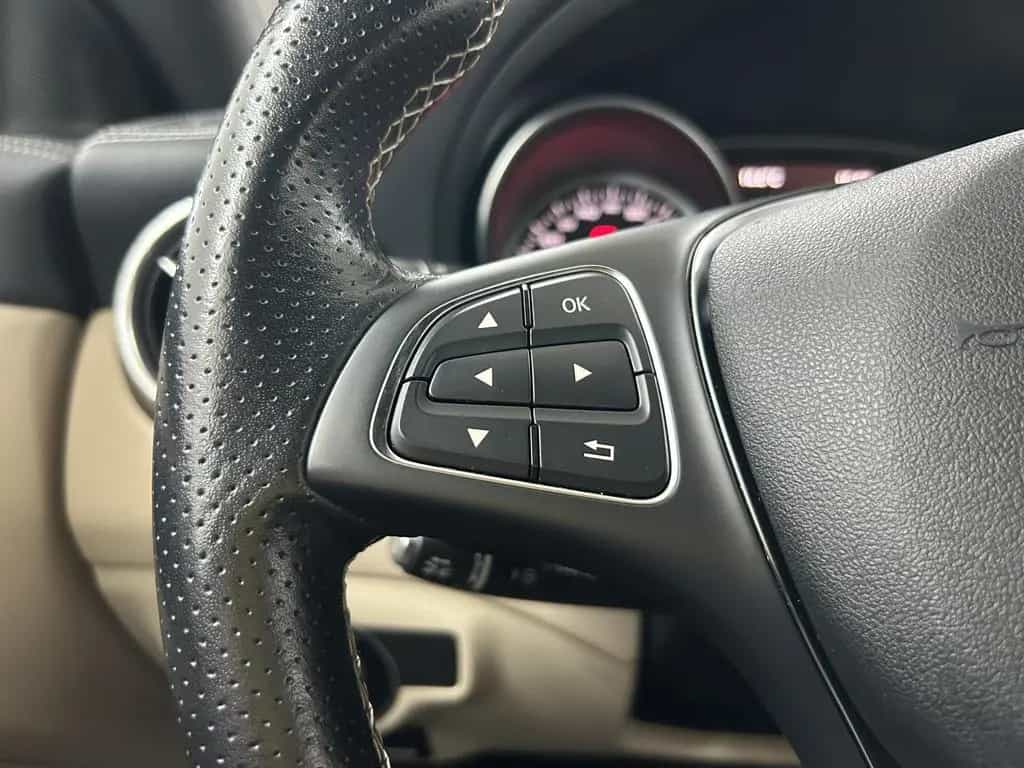 Mercedes-Benz CLA-Class 220 Shooting Brake 4Matic ACC+LED+Leder+SHZ 04/2018-photo-23