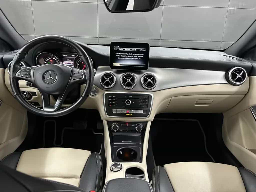 Mercedes-Benz CLA-Class 220 Shooting Brake 4Matic ACC+LED+Leder+SHZ 04/2018-photo-8