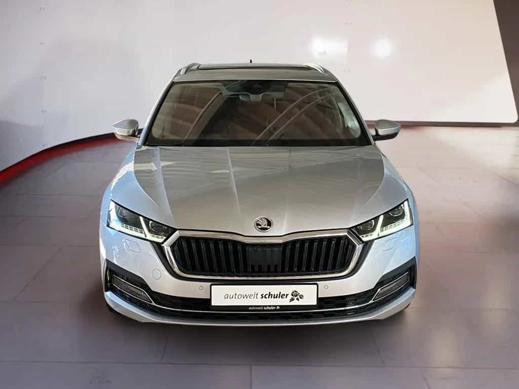 Skoda Octavia 1.5 TSI Style Pano LED Navi Kamera SHZ 05/2020-photo-4