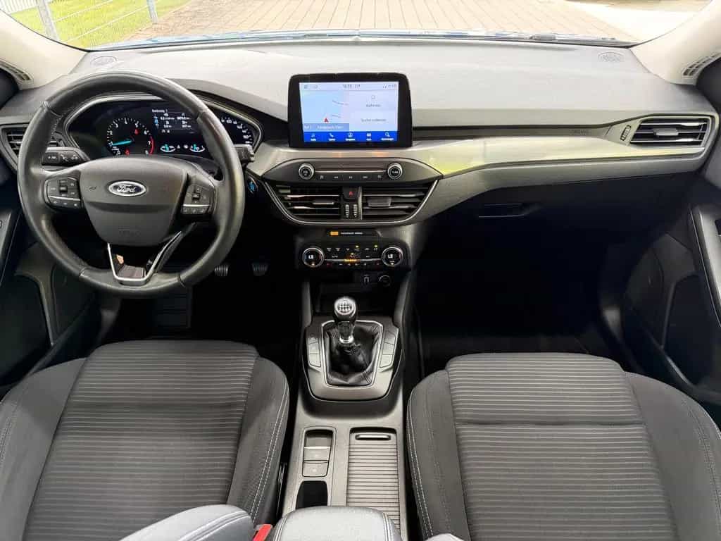 Ford Focus Turnier Titanium Led AHK Kamera KeyLess 11/2018-photo-17