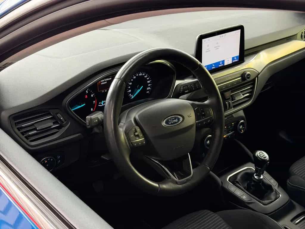 Ford Focus Turnier Titanium Led AHK Kamera KeyLess 11/2018-photo-19