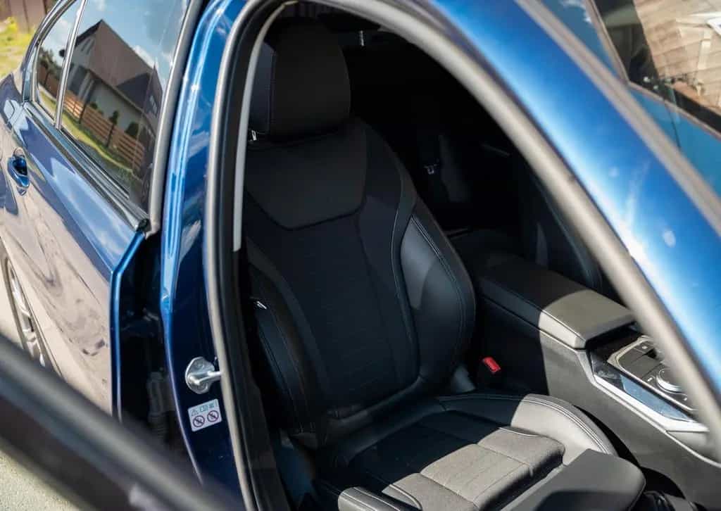 BMW Seria 3 330i Advantage sport 11/2019-photo-11