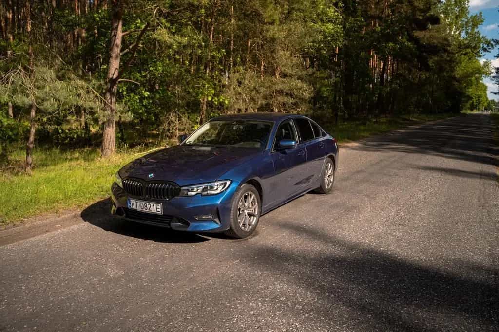 BMW Seria 3 330i Advantage sport 11/2019-photo-2