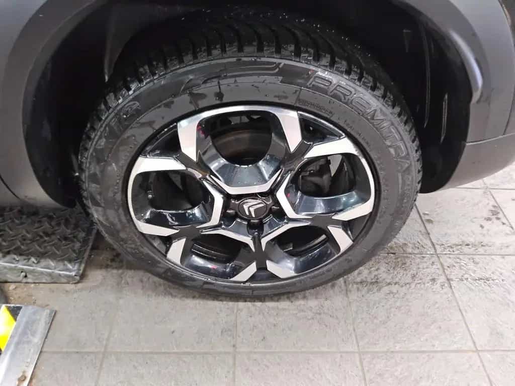Citroën C5 Aircross 1.2 PureTech Shine Navi LED Kamera 10/2023-photo-9
