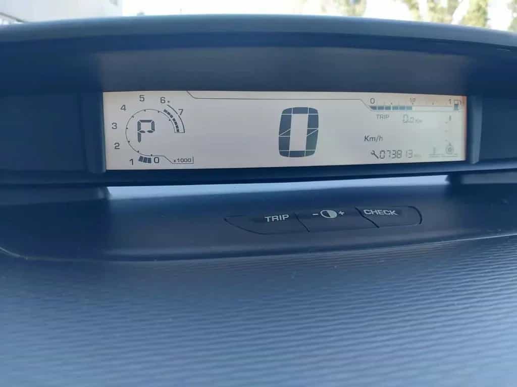 Citroën C4 Lim. VTR Plus KLIMA*TEMPOMAT*AHK*AUTOMATIK* 04/2009-photo-13