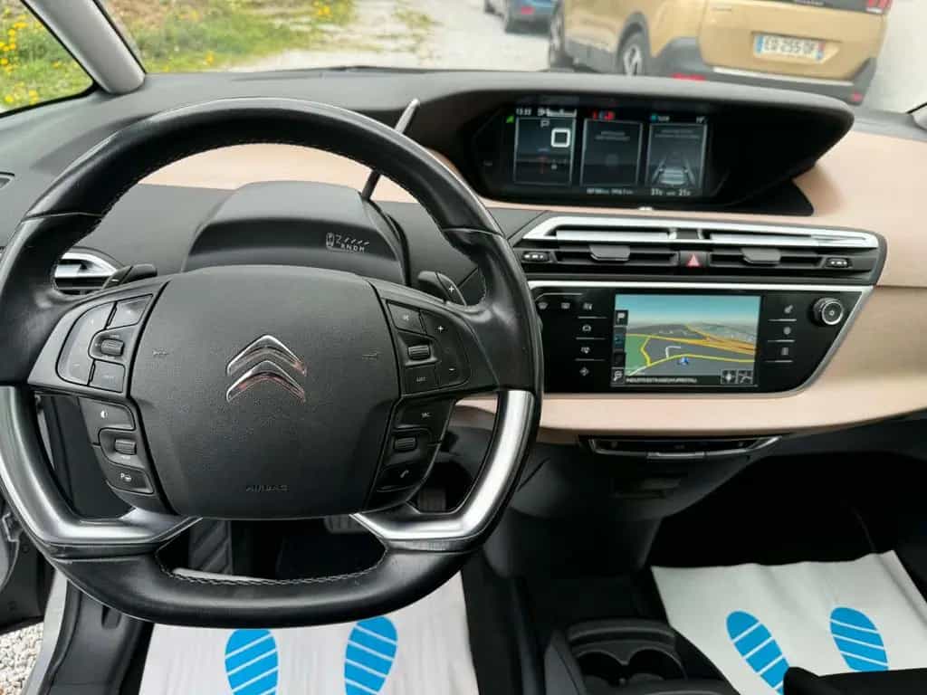 Citroën C4 Picasso 1.6 THP Exclusive*Panorama*Kamera* 05/2016-photo-10