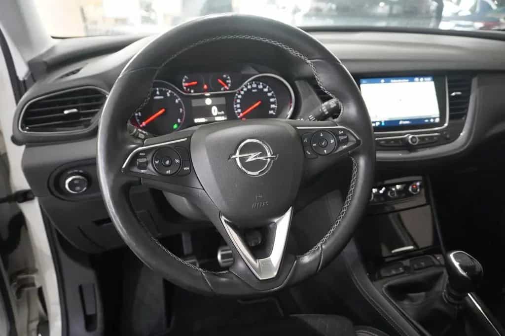 Opel Grandland (X) 1.2T INNOV. NAVI/LED/KAMERA/PANO. 02/2019-photo-16