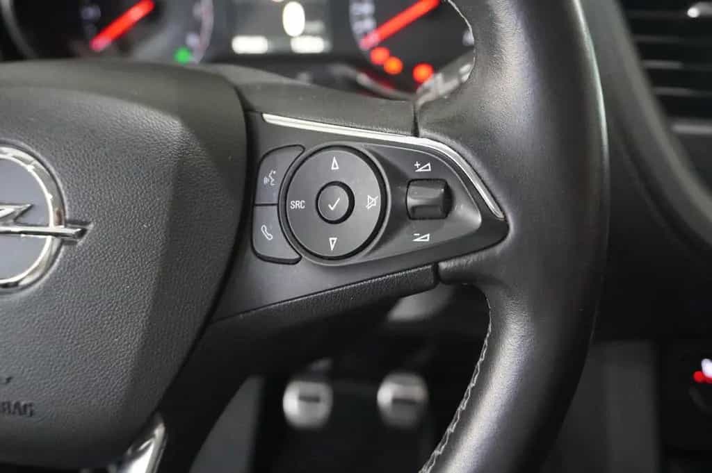 Opel Grandland (X) 1.2T INNOV. NAVI/LED/KAMERA/PANO. 02/2019-photo-18