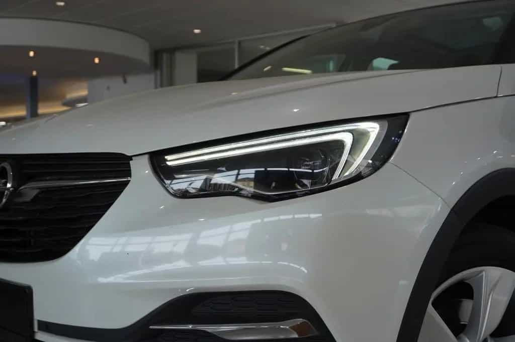 Opel Grandland (X) 1.2T INNOV. NAVI/LED/KAMERA/PANO. 02/2019-photo-2