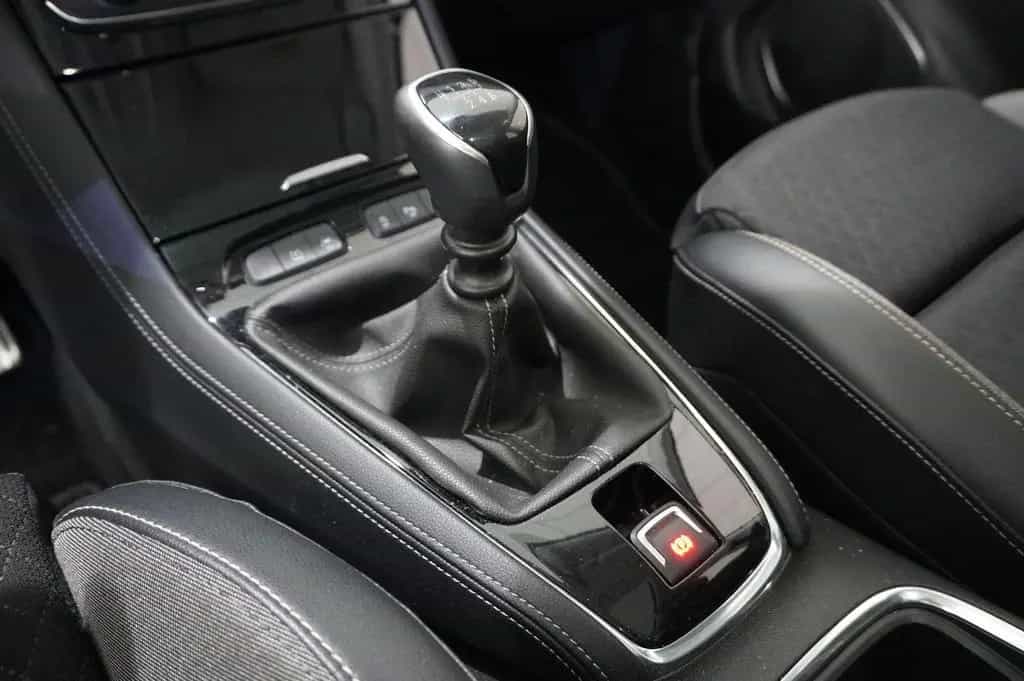 Opel Grandland (X) 1.2T INNOV. NAVI/LED/KAMERA/PANO. 02/2019-photo-30