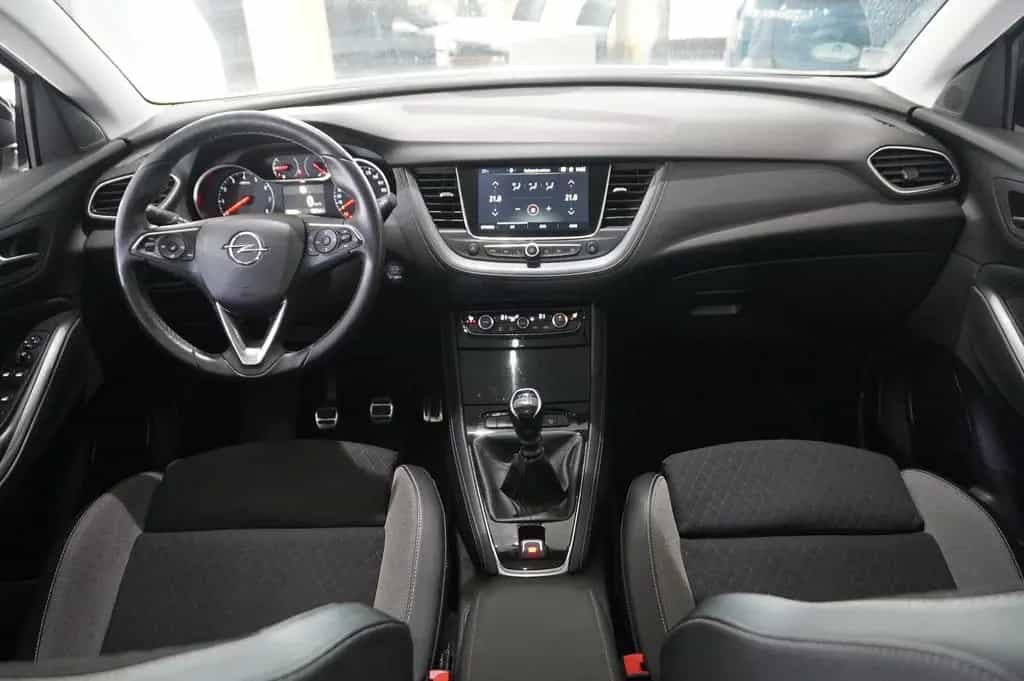 Opel Grandland (X) 1.2T INNOV. NAVI/LED/KAMERA/PANO. 02/2019-photo-38