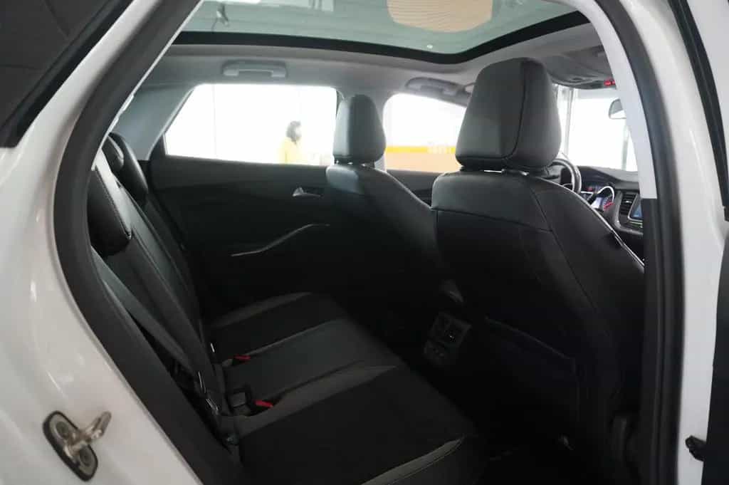 Opel Grandland (X) 1.2T INNOV. NAVI/LED/KAMERA/PANO. 02/2019-photo-39
