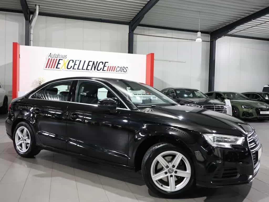 Audi A3 LIMOUSINE 1.4 TFSI BUSINESS / VIRTUAL-COCKPIT 01/2017-photo-2