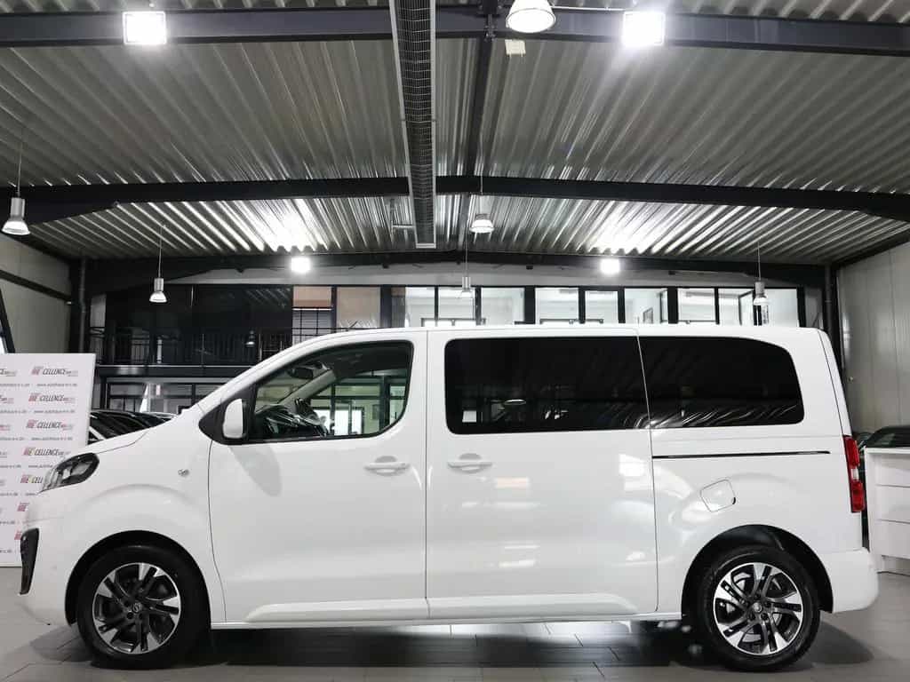 Opel Zafira Life 2.0 CDTI EDITION-M INNOVATION 8-SITZ 12/2020-photo-3