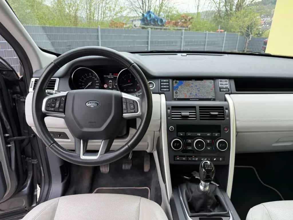 Land Rover Discovery Sport 2.0 TD4 HSE-1.Hand-Kamera 01/2016-photo-10