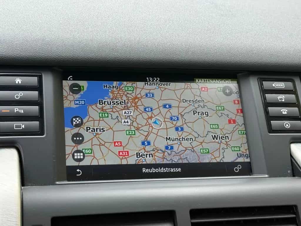 Land Rover Discovery Sport 2.0 TD4 HSE-1.Hand-Kamera 01/2016-photo-12