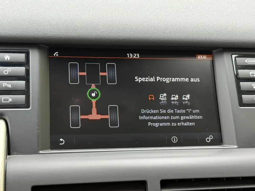Land Rover Discovery Sport 2.0 TD4 HSE-1.Hand-Kamera 01/2016-photo-14