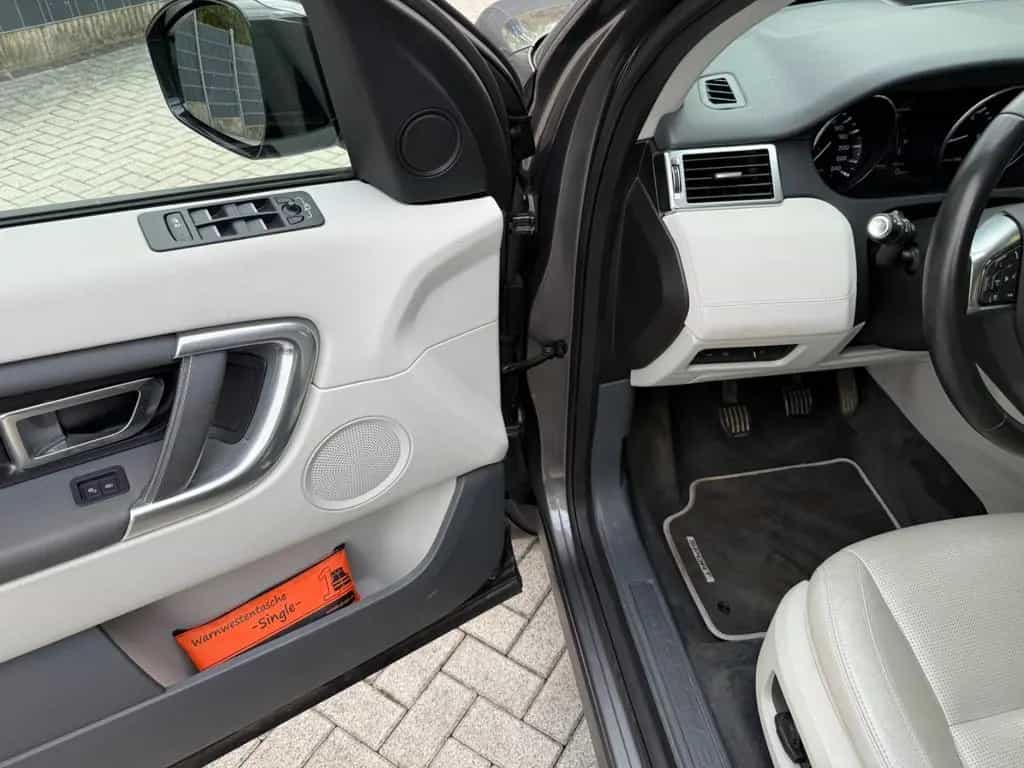 Land Rover Discovery Sport 2.0 TD4 HSE-1.Hand-Kamera 01/2016-photo-8