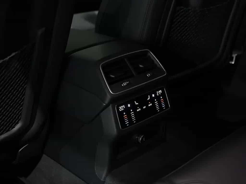 Audi A6 Avant 35 TDI DESIGN BLACK / LEDER,LED,ACC,KEY 01/2022-photo-16