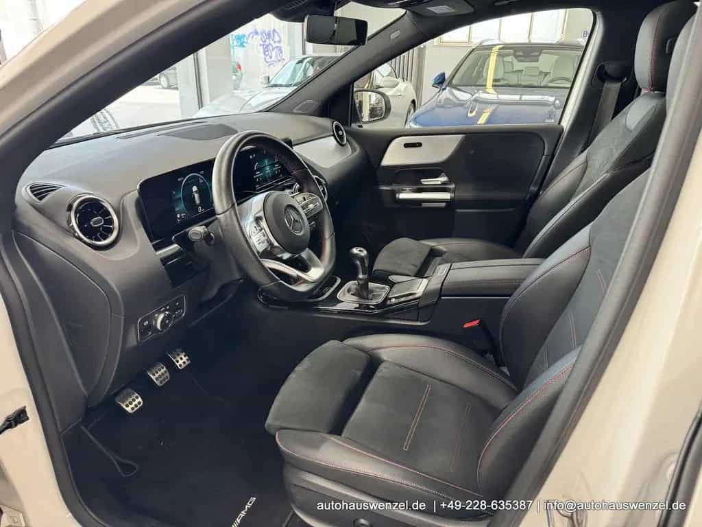 Mercedes-Benz B 180 AMG LINE 6-Gang - nur 43 tkm - PANORAMA 09/2020-photo-11