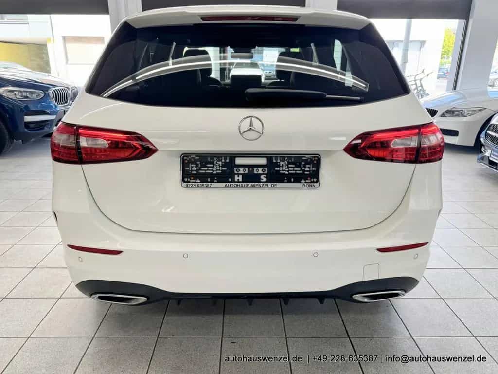 Mercedes-Benz B 180 AMG LINE 6-Gang - nur 43 tkm - PANORAMA 09/2020-photo-39