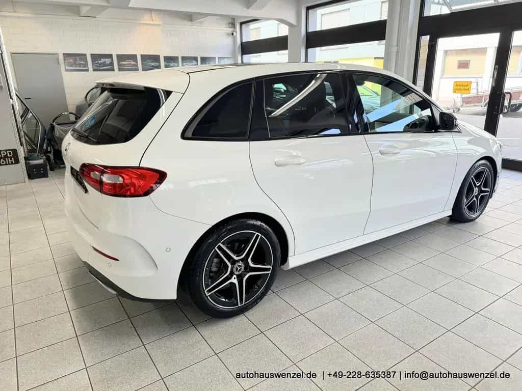 Mercedes-Benz B 180 AMG LINE 6-Gang - nur 43 tkm - PANORAMA 09/2020-photo-7