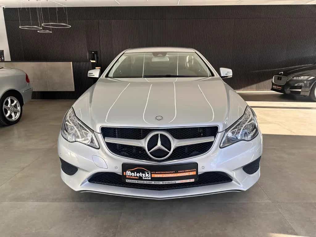 Mercedes-Benz E-Class 200 CGI Coupe*Totwinkel*Tempomat*Spurhalte* 01/2016-photo-1