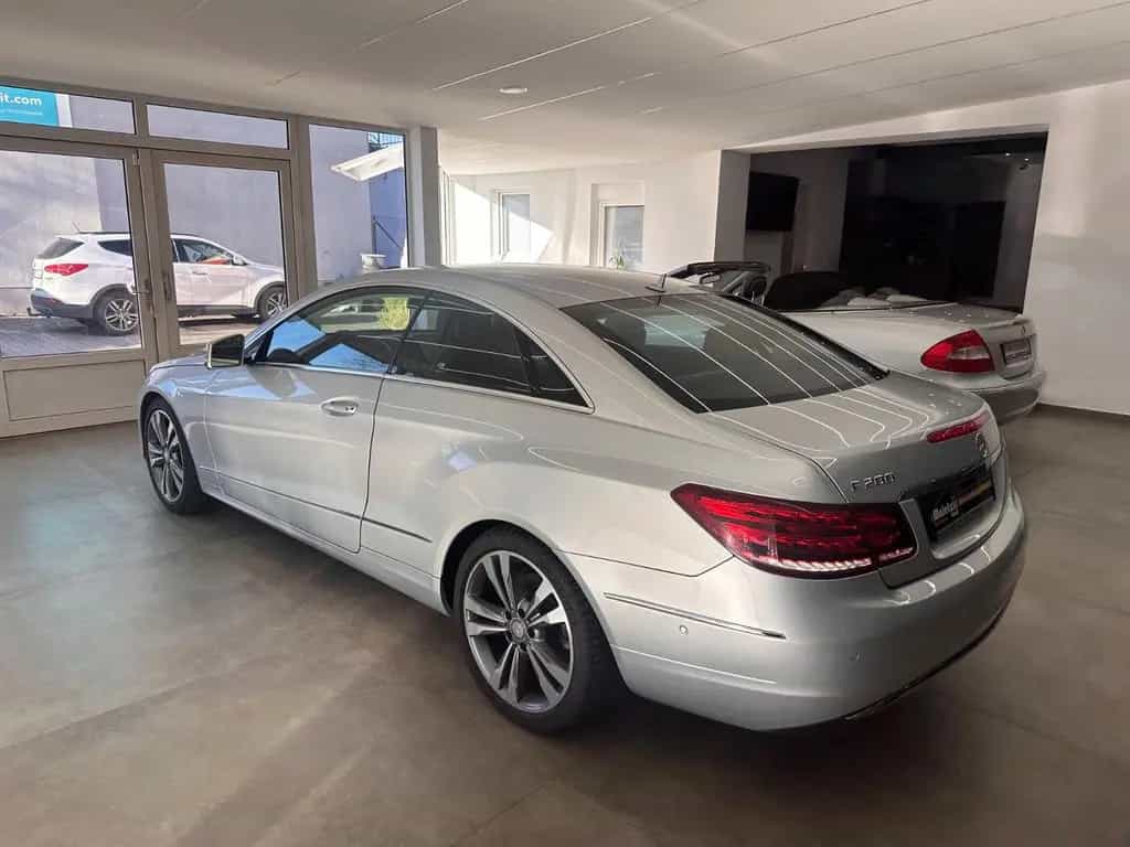 Mercedes-Benz E-Class 200 CGI Coupe*Totwinkel*Tempomat*Spurhalte* 01/2016-photo-3