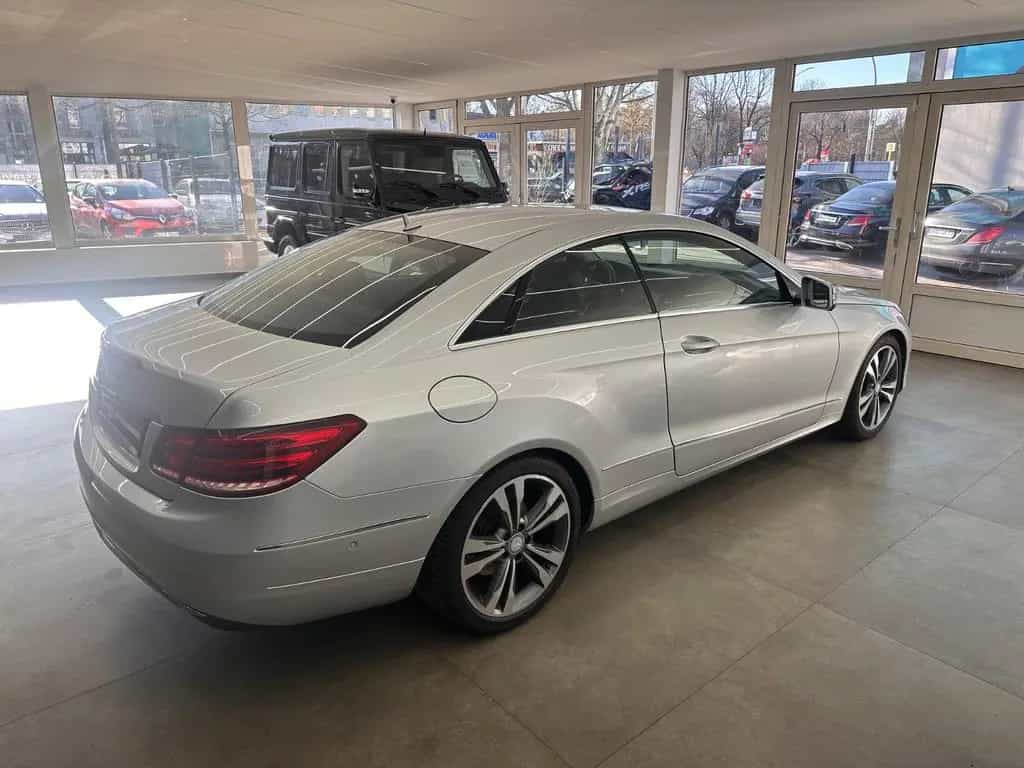 Mercedes-Benz E-Class 200 CGI Coupe*Totwinkel*Tempomat*Spurhalte* 01/2016-photo-5