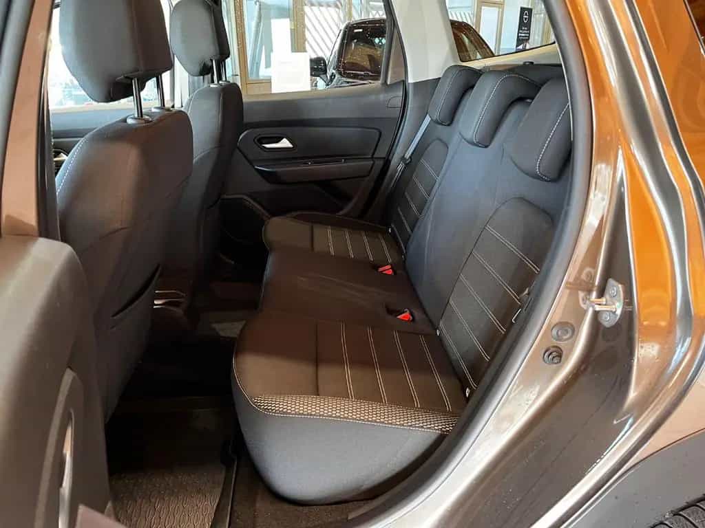 Dacia Duster II 1.0 TCe 100 Comfort Navi+Kam.+PDC 10/2019-photo-12