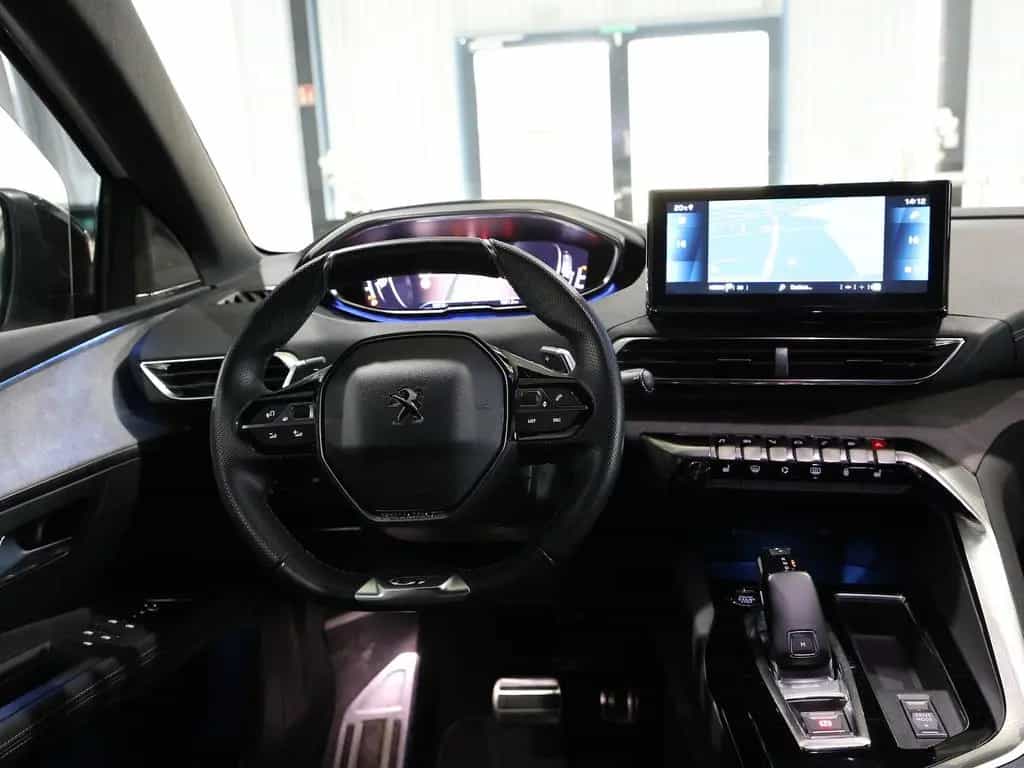 Peugeot 3008 BLUE-HDI GT-SPORT / WHITE & BLACK / SCHÖN 07/2022-photo-17