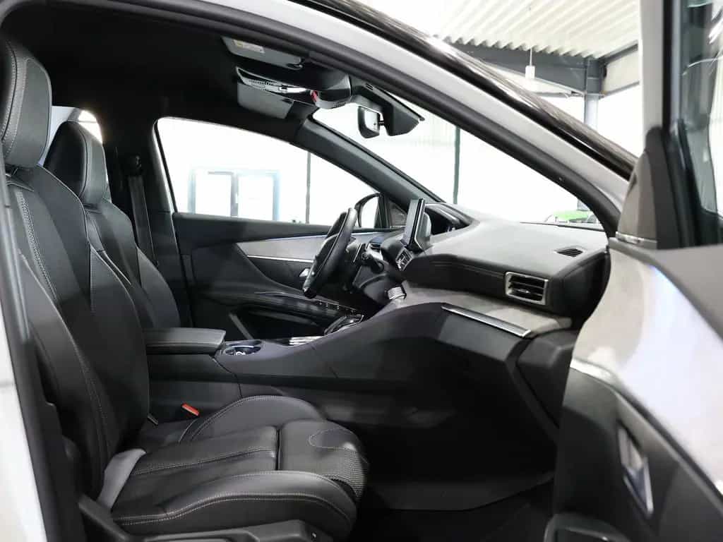 Peugeot 3008 BLUE-HDI GT-SPORT / WHITE & BLACK / SCHÖN 07/2022-photo-20