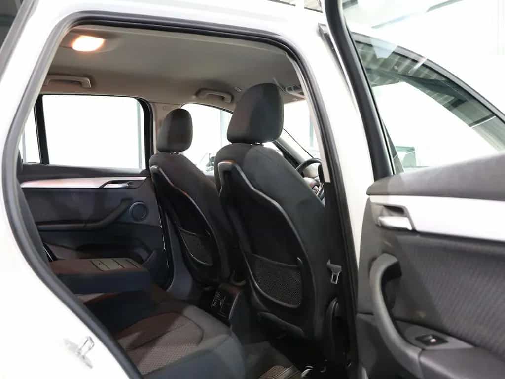 BMW X1 sDrive 18i Advantage WHITE / AUTOMATIK / 09/2018-photo-14