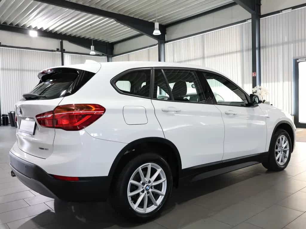 BMW X1 sDrive 18i Advantage WHITE / AUTOMATIK / 09/2018-photo-9
