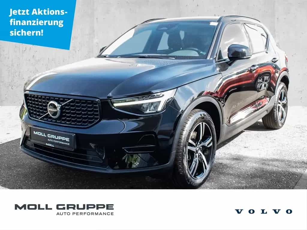 Volvo XC40 B4 2WD Plus Dark LED Kamera 05/2023-photo-0