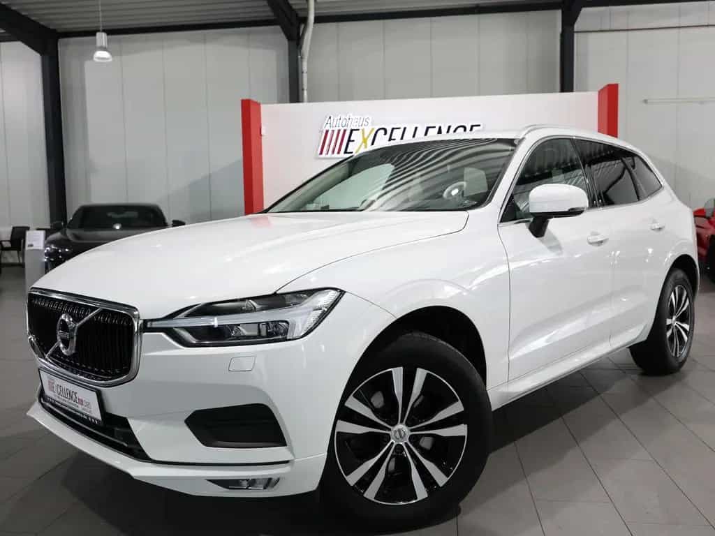 Volvo XC60 D4 MOMENTUM PRO / PANORAMA, MATRIX-LED 06/2020-photo-2