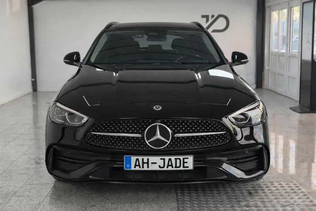 Mercedes-Benz C-Class 200 T 4Matic *AMG*PANO*MBUX*AHK 03/2022-photo-2