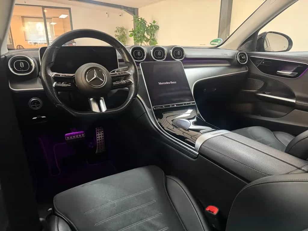 Mercedes-Benz C-Class 200 T 4Matic *AMG*PANO*MBUX*AHK 03/2022-photo-20