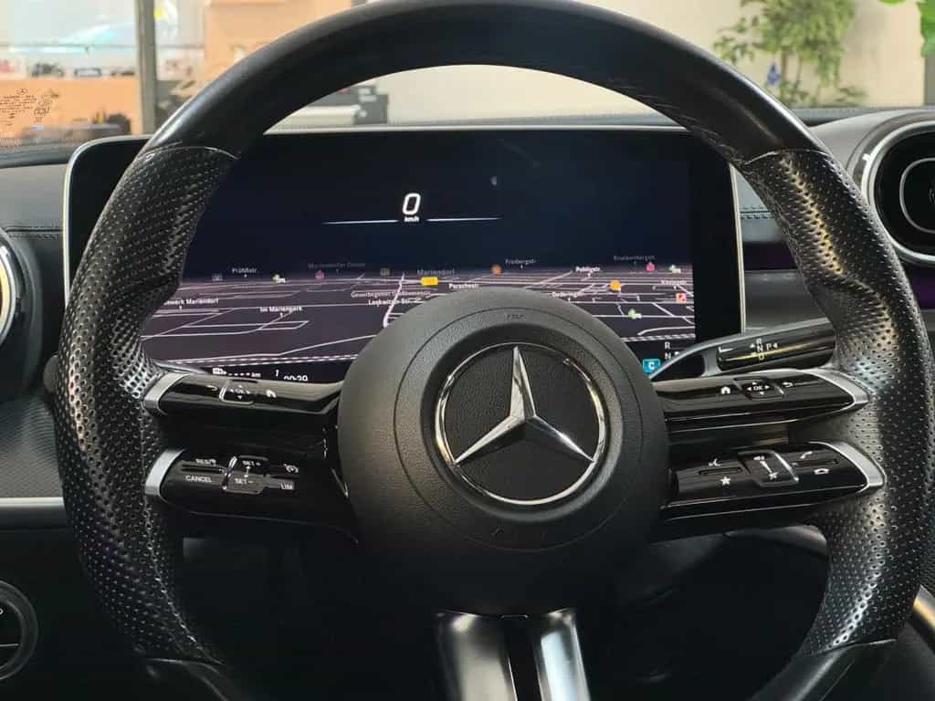 Mercedes-Benz C-Class 200 T 4Matic *AMG*PANO*MBUX*AHK 03/2022-photo-46