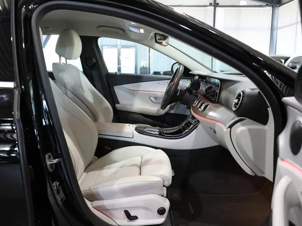 Mercedes-Benz E-Class d T AVANTGARDE-BUSINESS / BLACK & GREY / 03/2022-photo-22