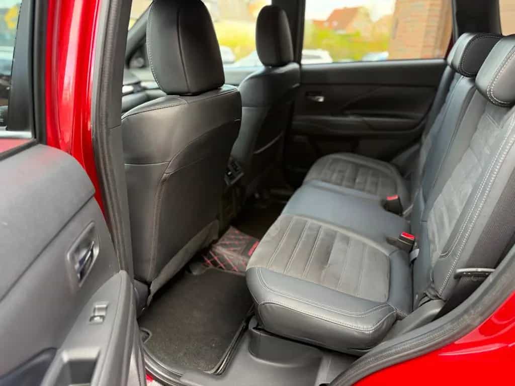 Mitsubishi Outlander 2.0CVT Active+ I LED I KAM I AHK 07/2019-photo-17