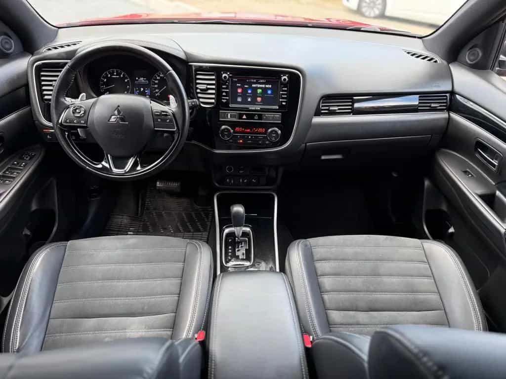 Mitsubishi Outlander 2.0CVT Active+ I LED I KAM I AHK 07/2019-photo-24