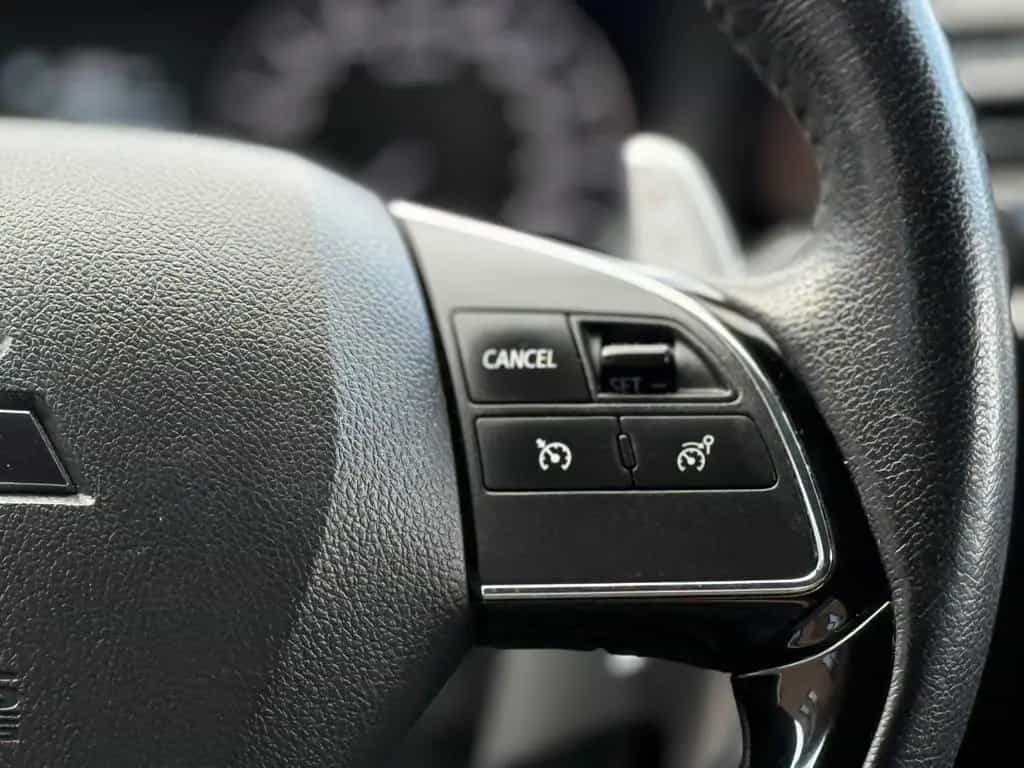 Mitsubishi Outlander 2.0CVT Active+ I LED I KAM I AHK 07/2019-photo-28