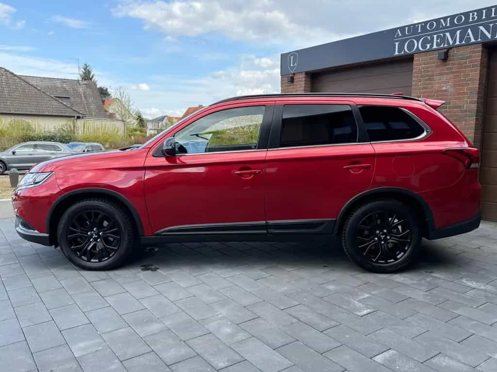 Mitsubishi Outlander 2.0CVT Active+ I LED I KAM I AHK 07/2019-photo-3