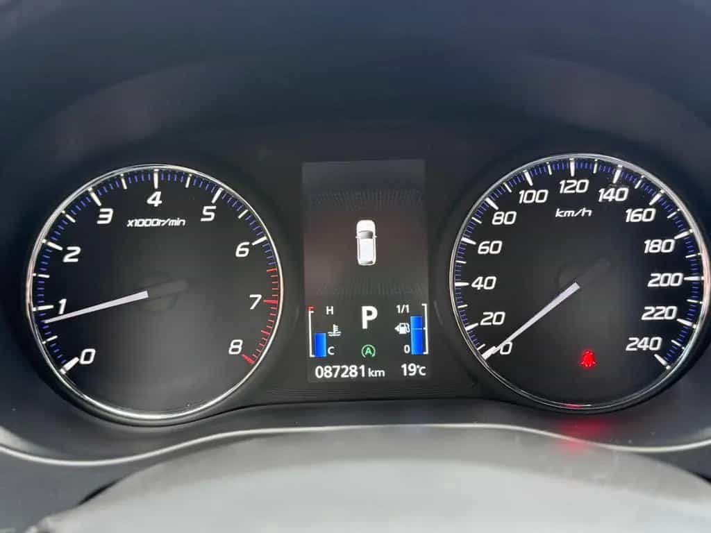 Mitsubishi Outlander 2.0CVT Active+ I LED I KAM I AHK 07/2019-photo-31