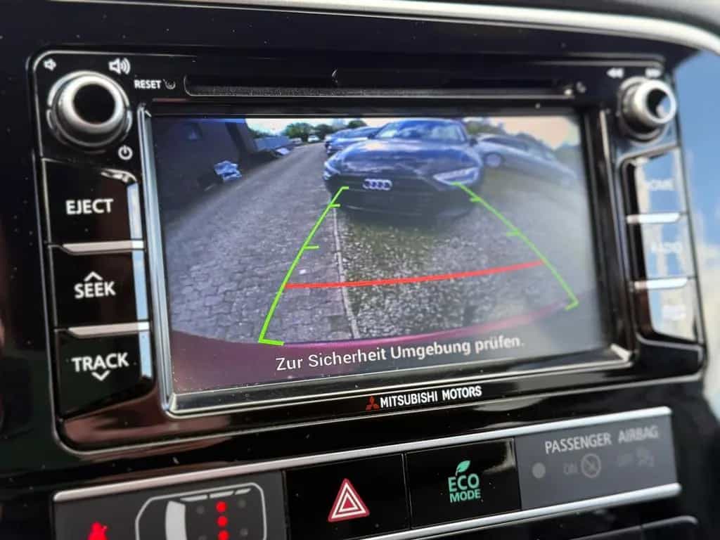 Mitsubishi Outlander 2.0CVT Active+ I LED I KAM I AHK 07/2019-photo-38