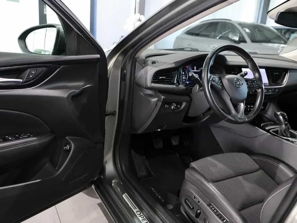 Opel Insignia ST 1.6 D BUSINESS INNOVATION / LED / 10/2019-photo-11