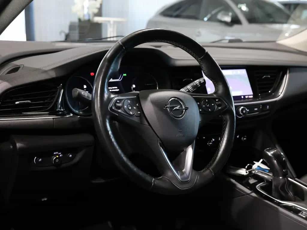 Opel Insignia ST 1.6 D BUSINESS INNOVATION / LED / 10/2019-photo-13